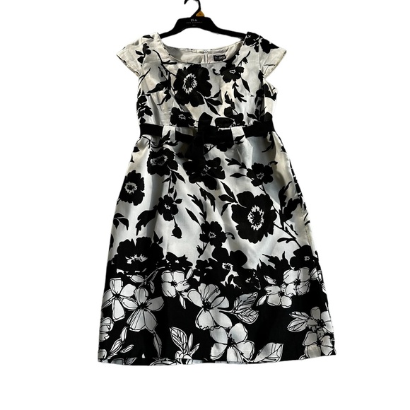 Soho Apparel Dresses & Skirts - SOHO APPAREL WOMANS DRESS COCKTAIL PARTY SZ 10